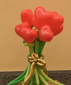 10 forma mazzi di fiori usando palloncini